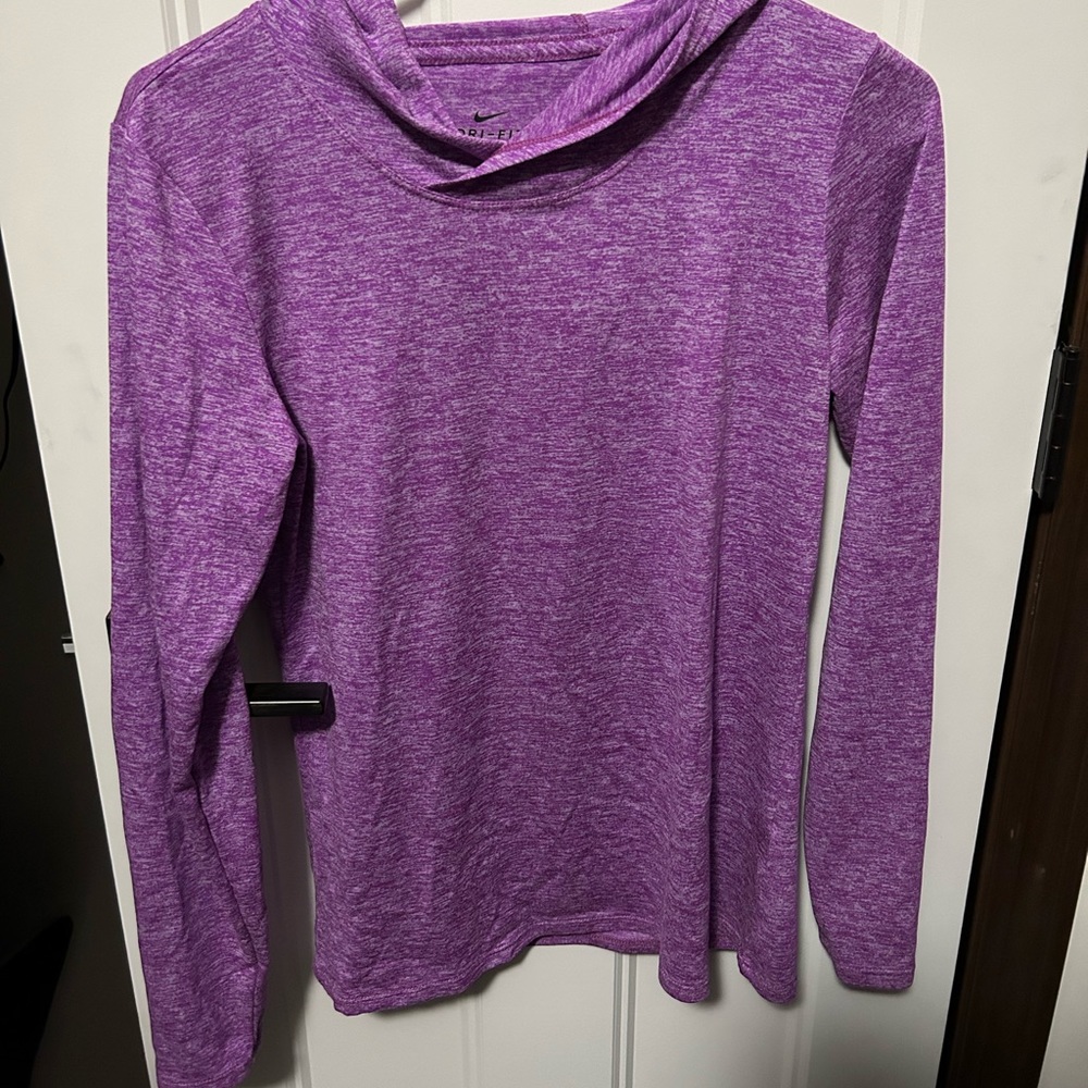 Nike small, dri fit pullover hoodie
